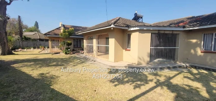 Sentosa 4-Bed Home w/ Thatched Gazebo & Borehole (Sole Mandate)