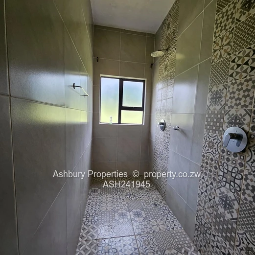 Modern Appealing and spaciously finished tasteful home (Sole Mandate)