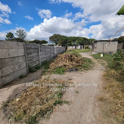 Greendale Commercial Property near Letombo Spar Amby Area (Sole Mandate)