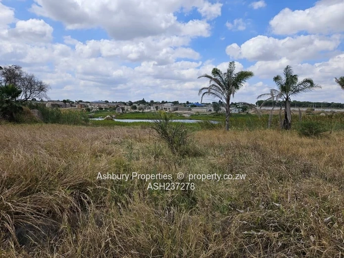 A nice plot a stone throw away from Ruwa Rehab center on the road linking Harare Airport just Timire