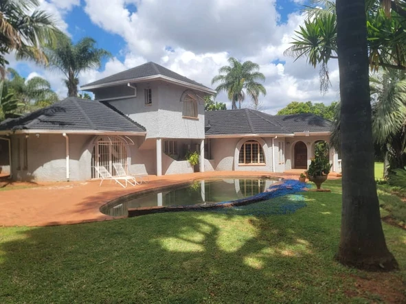 Exceptional House for Rental in an Old Money Neighborhood