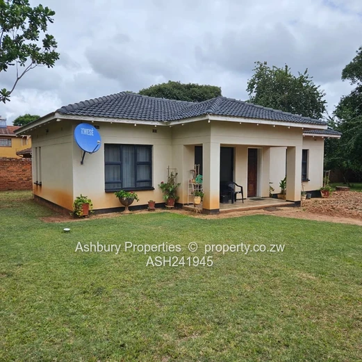 Modern Appealing and spaciously finished tasteful home (Sole Mandate)