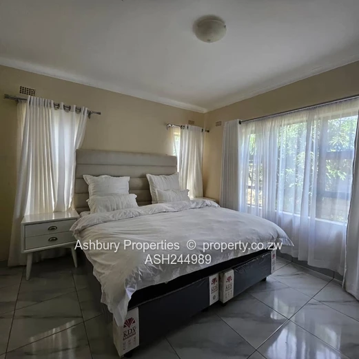 Spacious Cluster Unit in a Modern Secure Gated Complex