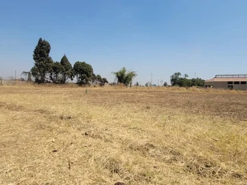 Commercial & Industrial Land