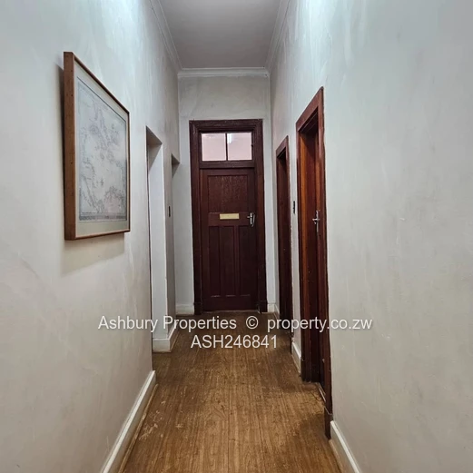 Prime Commercial  Property  For Sale On A Busy Major Road !! (Sole Mandate)