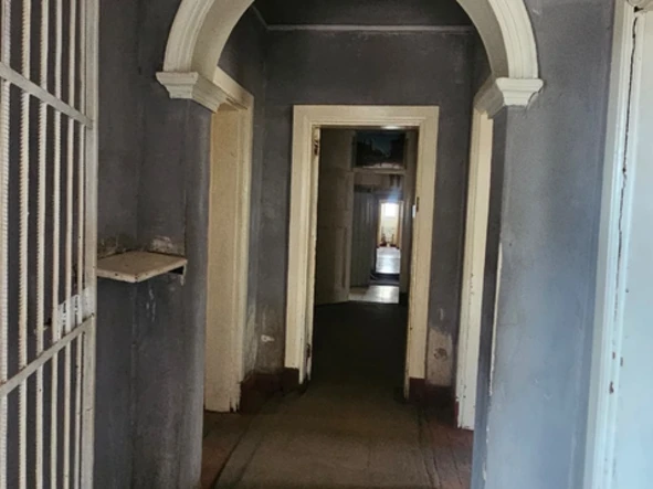 Hotel & Lodge