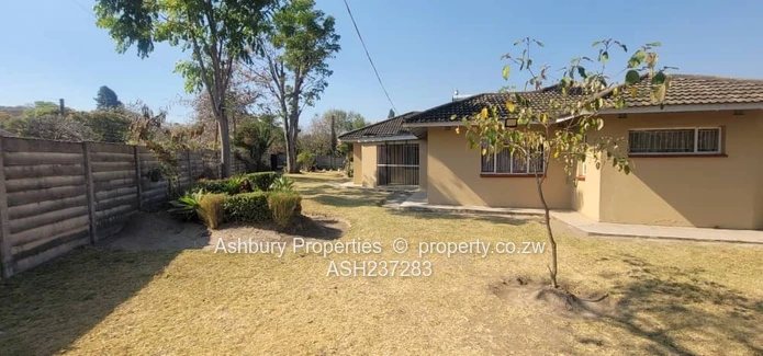 Sentosa 4-Bed Home w/ Thatched Gazebo & Borehole (Sole Mandate)