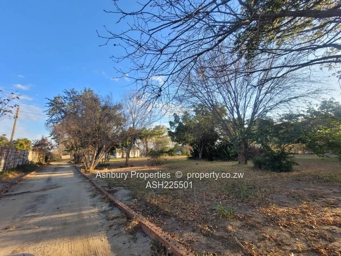 Old Marlborough near Stanchart Sports Club 