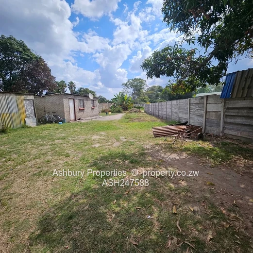Greendale Commercial Property near Letombo Spar Amby Area (Sole Mandate)